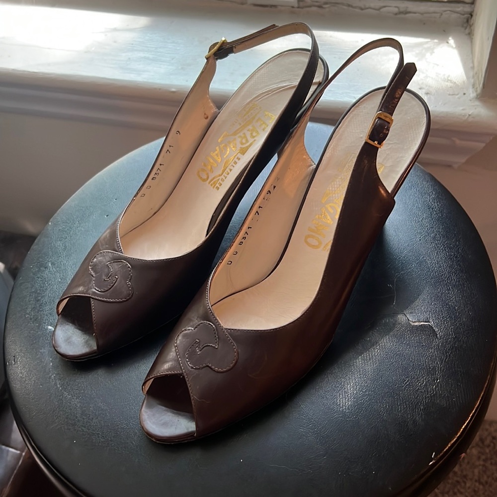 Vintage brown leather slingback Salvatore Ferragamo heels